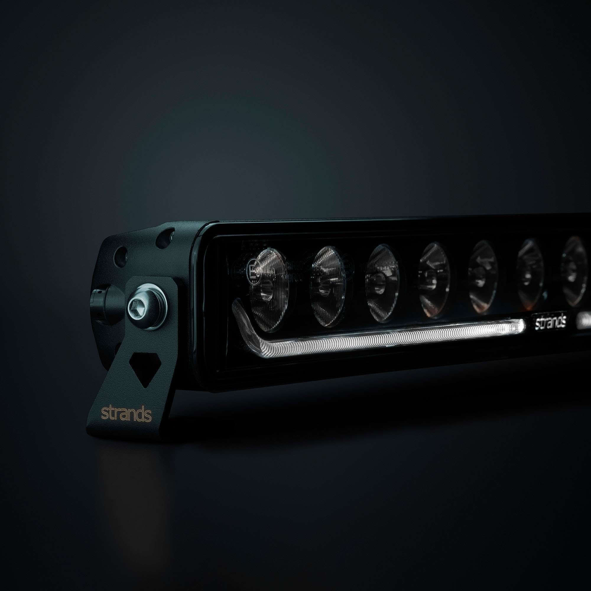 Strands DARK KNIGHT IDENTITY LED BAR 20″