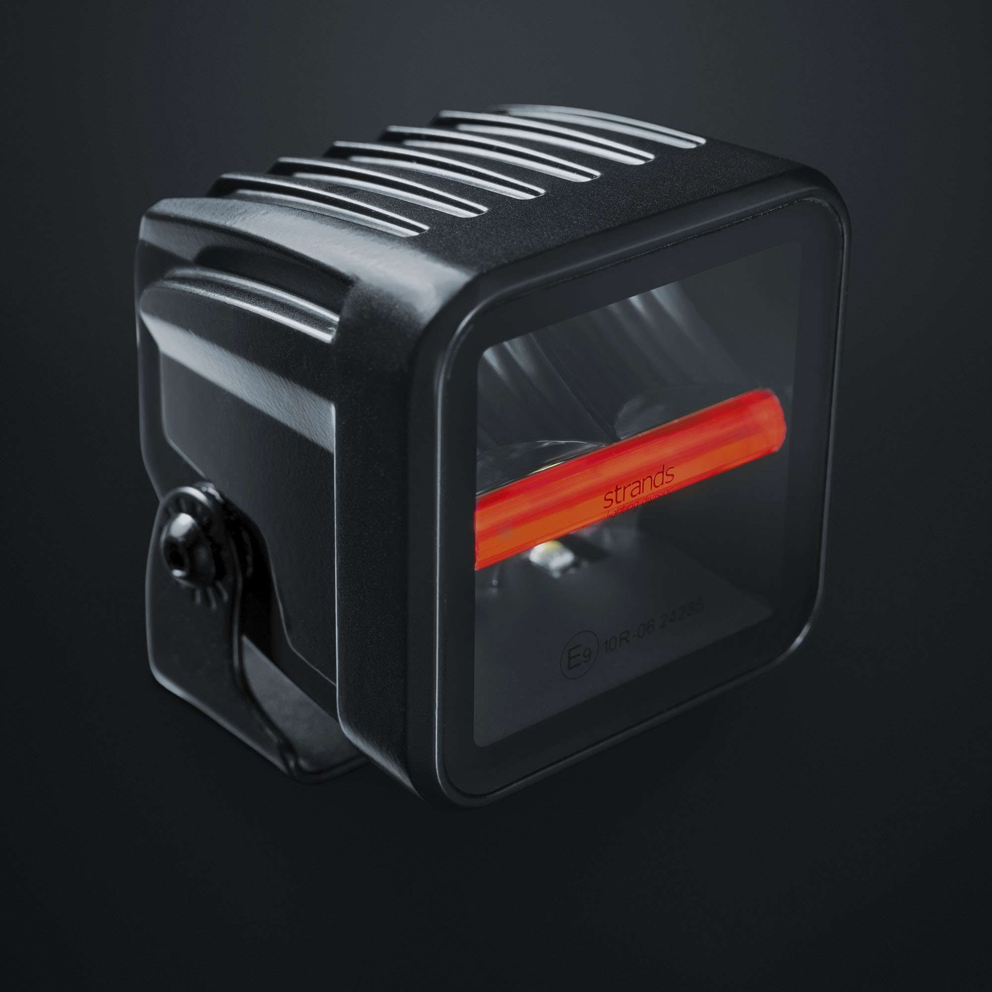 Strands SIBERIA XP RED PANDA WORK LIGHT 38W