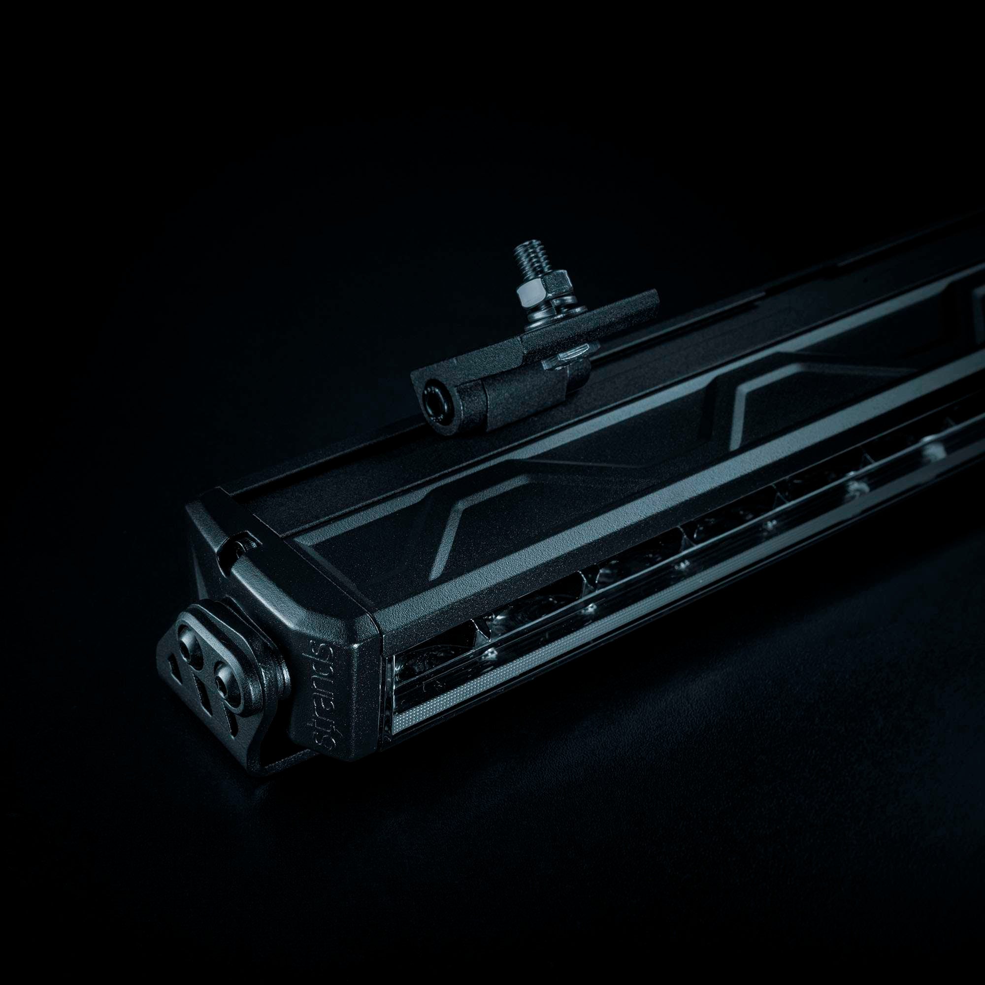 Strands FIREFLY LED BAR 20″