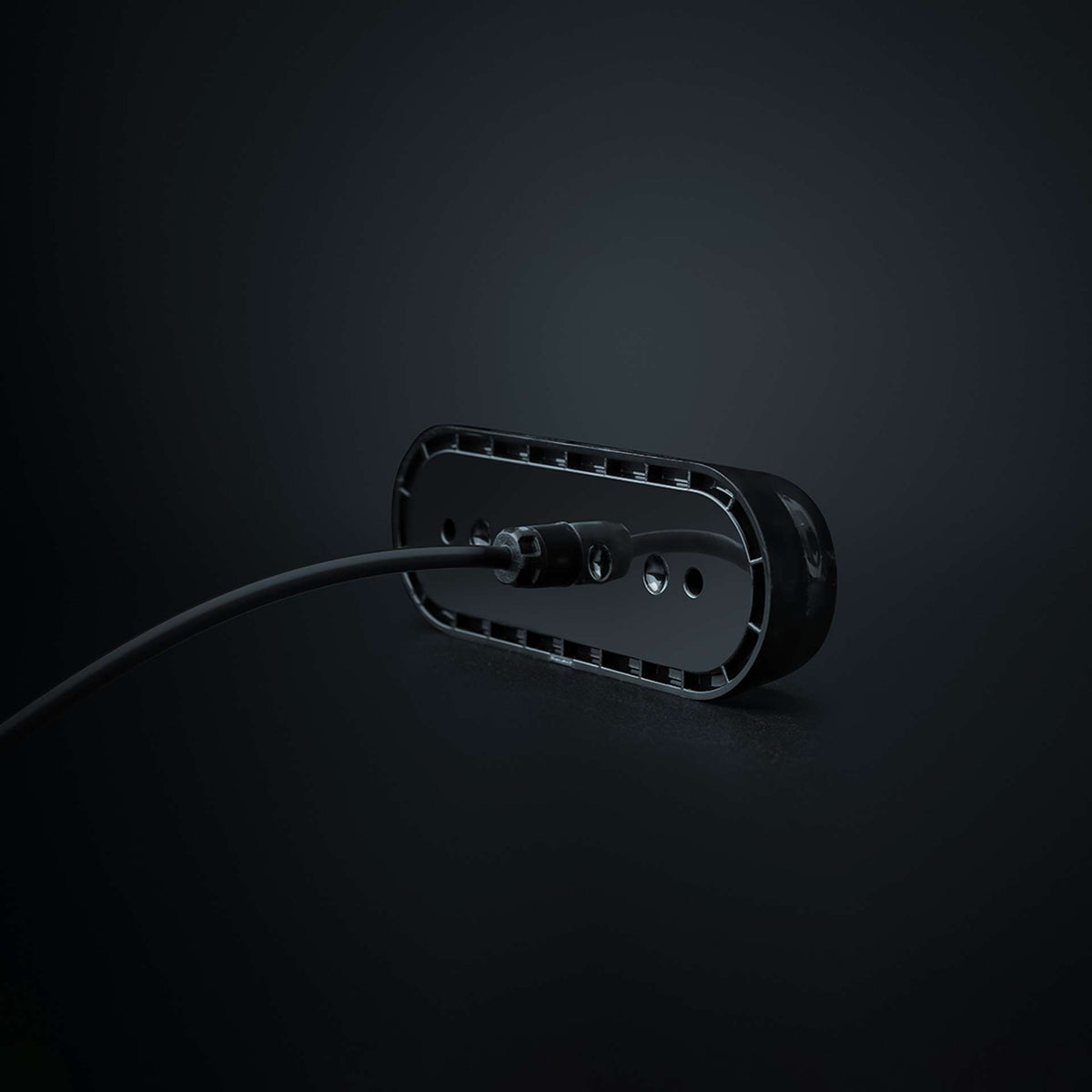 Strands FOR9T GRAVITY FRONTPOSITIELAMP