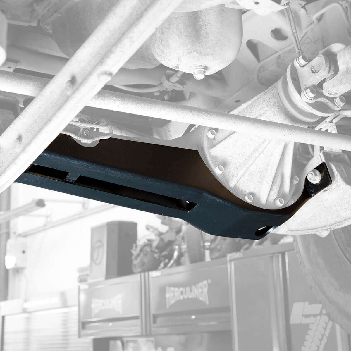 Front axle skid plate for Suzuki Jimny FJ